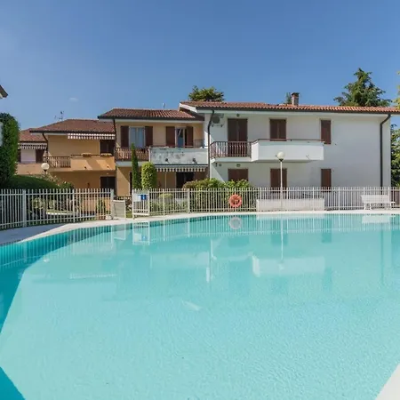 Apartamento Ruhige Ferienwohnung Mit Privater Terrasse Peschiera del Garda